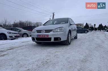 Хэтчбек Volkswagen Golf 2006 в Звенигородке