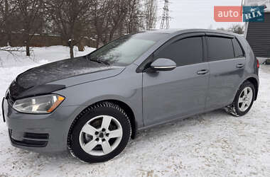 Хетчбек Volkswagen Golf 2014 в Кролевці