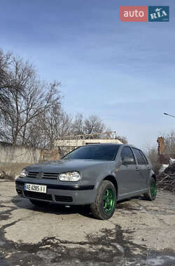 Хэтчбек Volkswagen Golf 1998 в Запорожье
