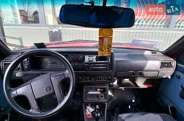 Хетчбек Volkswagen Golf 1989 в Вижниці