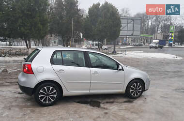Хэтчбек Volkswagen Golf 2008 в Ужгороде