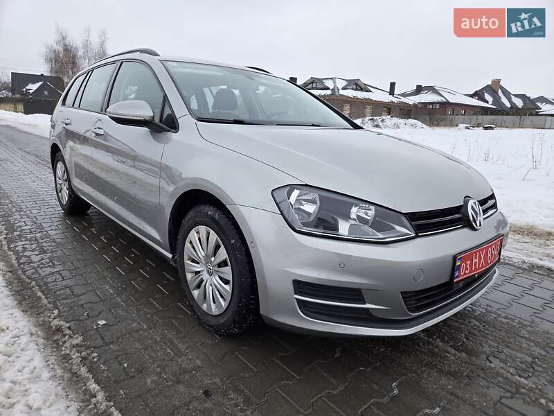 Универсал Volkswagen Golf 2015 в Луцке