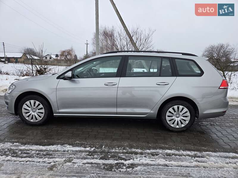 Универсал Volkswagen Golf 2015 в Луцке