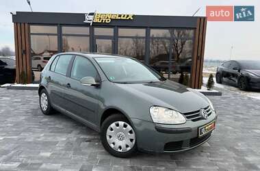 Хетчбек Volkswagen Golf 2005 в Коломиї