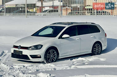 Универсал Volkswagen Golf 2016 в Киеве