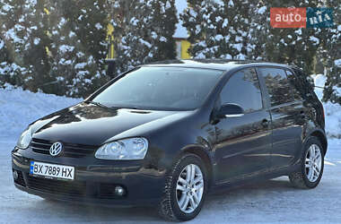 Хэтчбек Volkswagen Golf 2006 в Староконстантинове