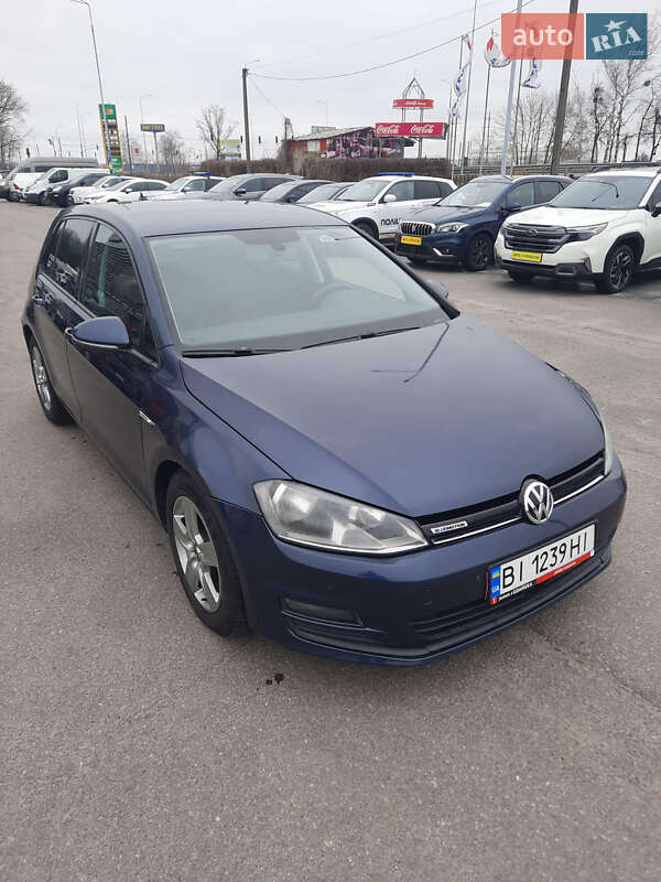Хэтчбек Volkswagen Golf 2013 в Полтаве