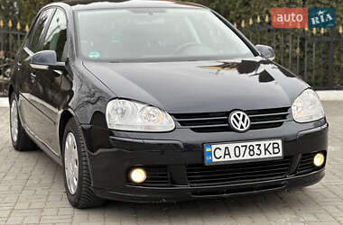 Хетчбек Volkswagen Golf 2005 в Кропивницькому
