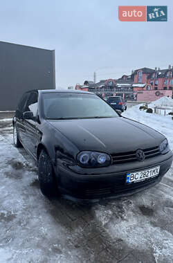 Хэтчбек Volkswagen Golf 2003 в Дрогобыче