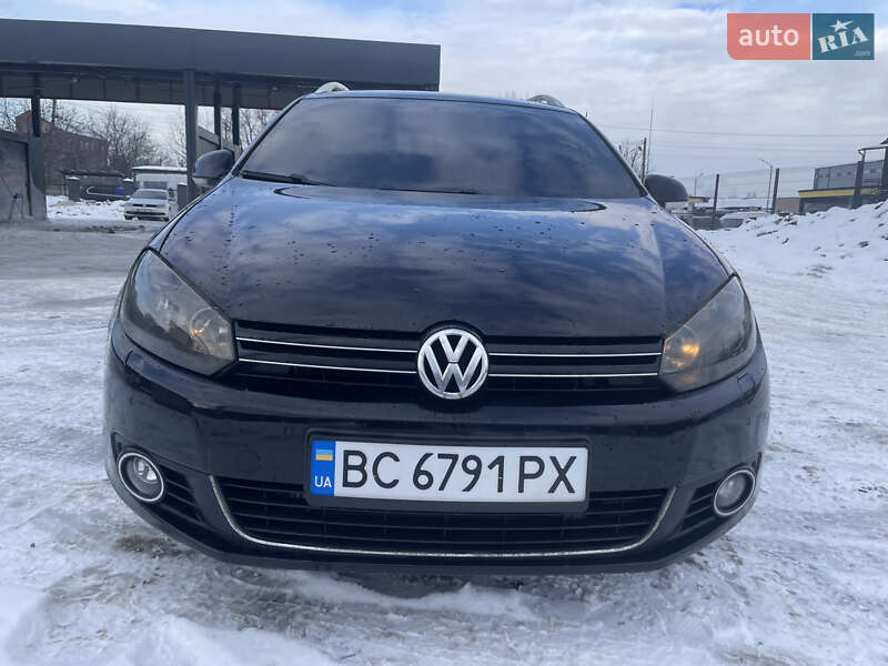 Универсал Volkswagen Golf 2010 в Львове