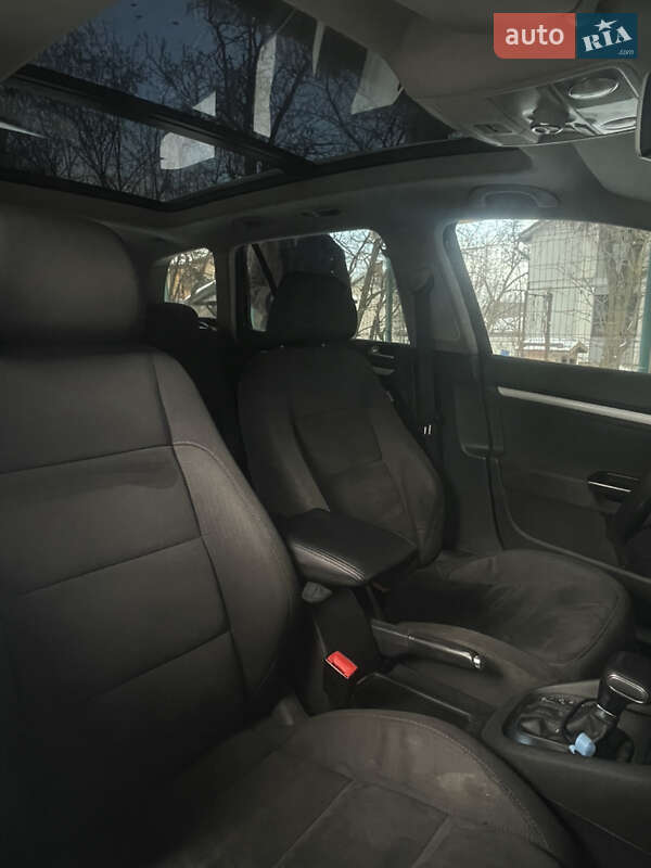 Универсал Volkswagen Golf 2010 в Львове