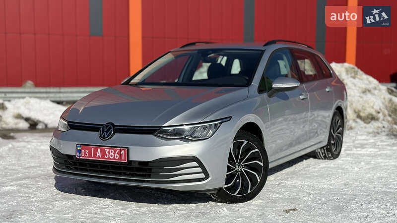 Volkswagen Golf 2021