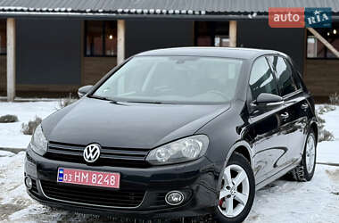 Хетчбек Volkswagen Golf 2010 в Львові