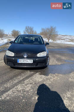 Хетчбек Volkswagen Golf 2004 в Захарівці