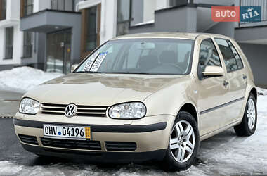 Хэтчбек Volkswagen Golf 2002 в Тернополе