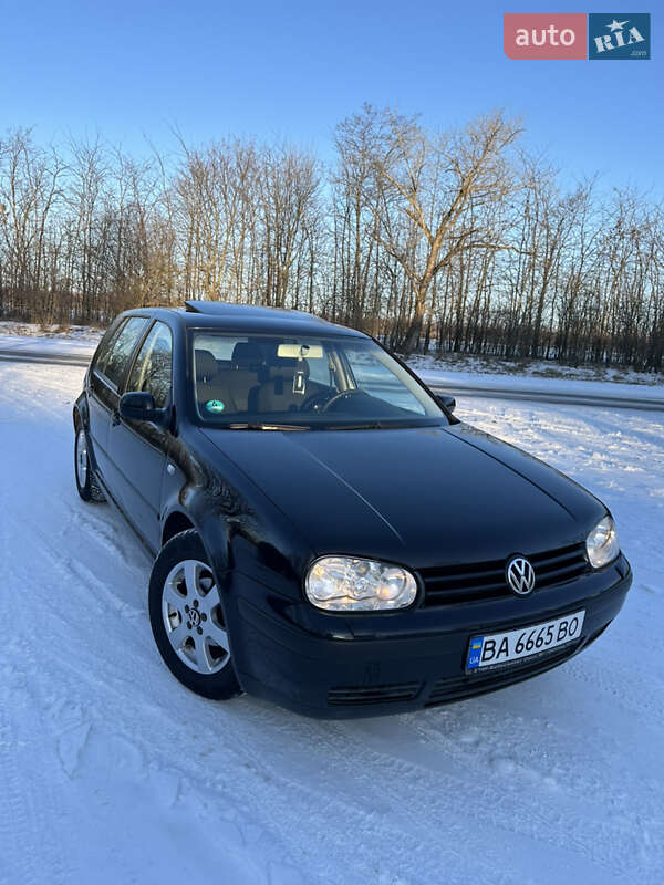 Volkswagen Golf 2002