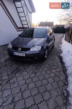 Хетчбек Volkswagen Golf 2007 в Луцьку