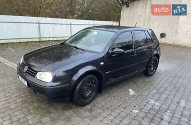 Хэтчбек Volkswagen Golf 2001 в Коломые