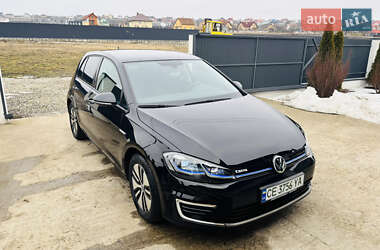 Хэтчбек Volkswagen Golf 2020 в Черновцах