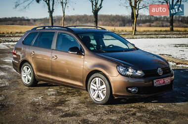 Універсал Volkswagen Golf 2013 в Луцьку
