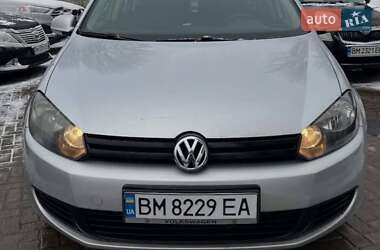 Універсал Volkswagen Golf 2010 в Сумах