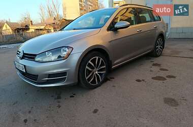 Универсал Volkswagen Golf 2016 в Кривом Роге