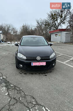 Хетчбек Volkswagen Golf 2010 в Черкасах