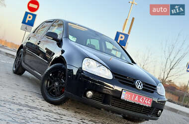 Хетчбек Volkswagen Golf 2008 в Володимирі