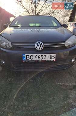 Універсал Volkswagen Golf 2010 в Тернополі