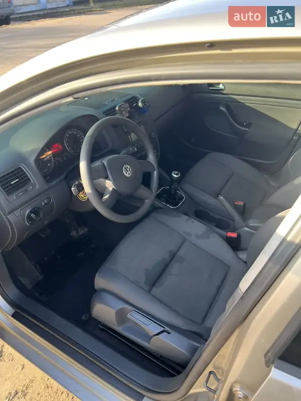 Volkswagen Golf 2004 VIN WVWZZZ1KZ4W128206 фото оголошення 14 з 65