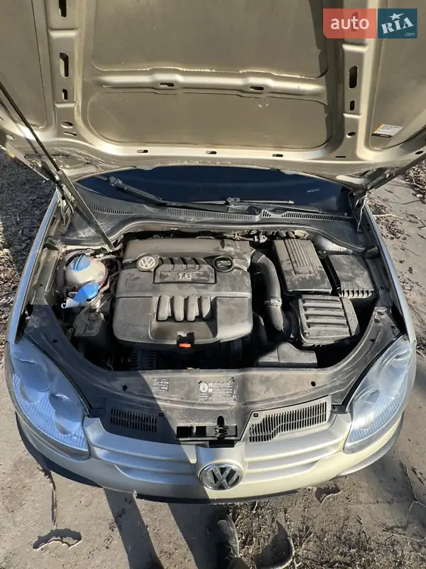 Volkswagen Golf 2004 VIN WVWZZZ1KZ4W128206 фото оголошення 24 з 65