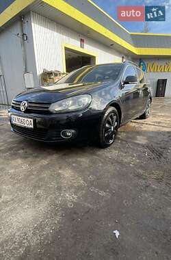 Універсал Volkswagen Golf 2010 в Ізюмі