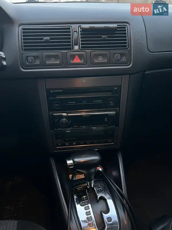 Volkswagen Golf 2003 VIN WVWZZZ1JZ3W629119 фото оголошення 31 з 77