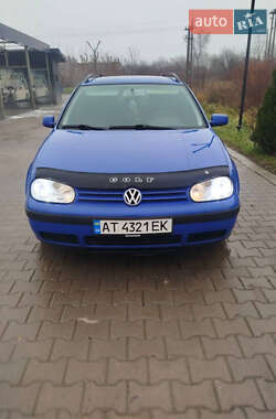 Універсал Volkswagen Golf 2001 в Івано-Франківську