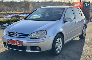 Хетчбек Volkswagen Golf 2008 в Черкасах