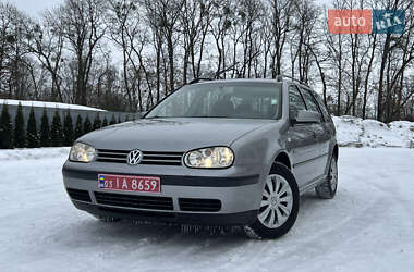 Універсал Volkswagen Golf 2004 в Луцьку