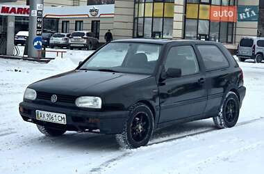 Хэтчбек Volkswagen Golf 1992 в Харькове