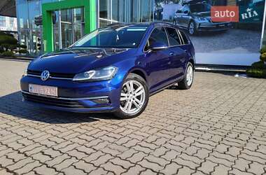 Універсал Volkswagen Golf 2019 в Луцьку