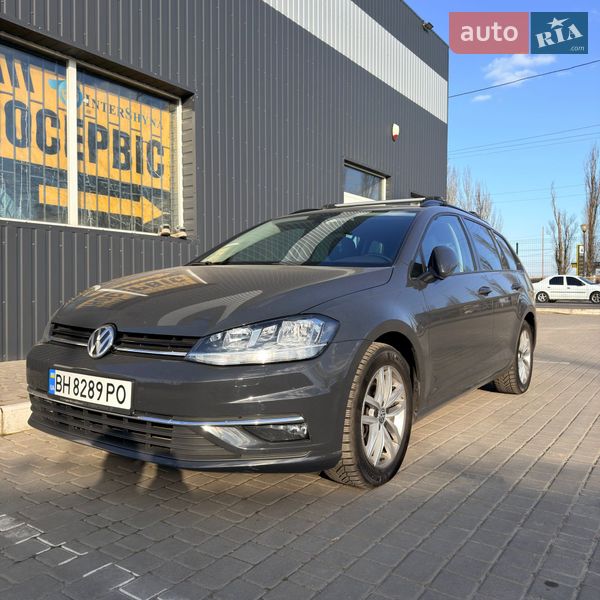 Универсал Volkswagen Golf 2018 в Одессе