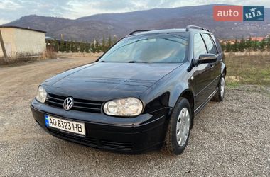 Универсал Volkswagen Golf 2001 в Виноградове