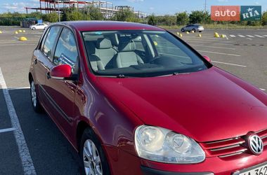 Хэтчбек Volkswagen Golf 2004 в Киеве