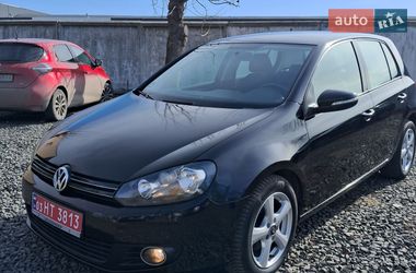 Хетчбек Volkswagen Golf 2010 в Рівному