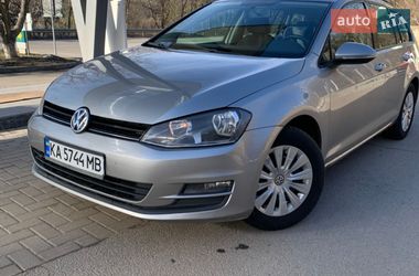 Універсал Volkswagen Golf 2016 в Вінниці
