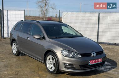 Універсал Volkswagen Golf 2014 в Рівному