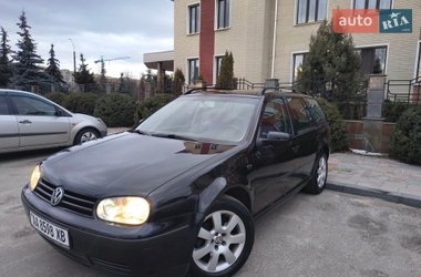 Универсал Volkswagen Golf 2001 в Горишних Плавнях