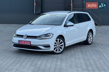 Універсал Volkswagen Golf 2017 в Мукачевому