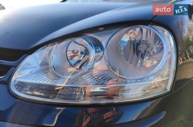 Хэтчбек Volkswagen Golf 2008 в Подольске