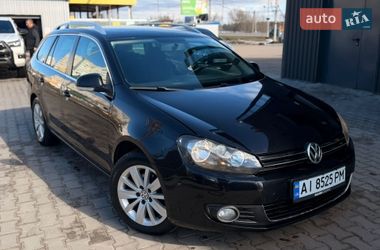 Універсал Volkswagen Golf 2010 в Києві