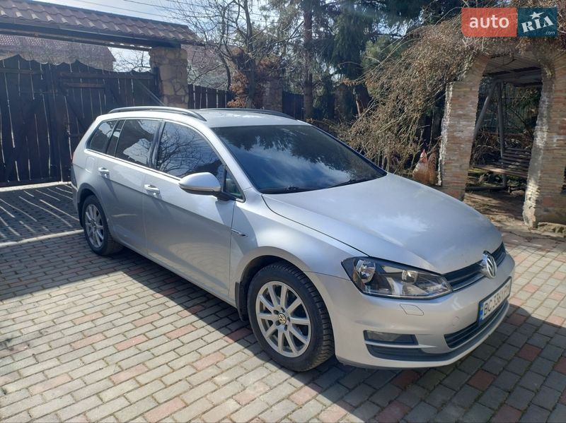 Универсал Volkswagen Golf 2015 в Львове