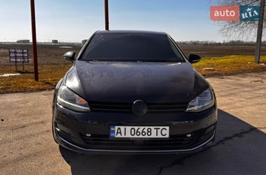 Хэтчбек Volkswagen Golf 2015 в Борисполе